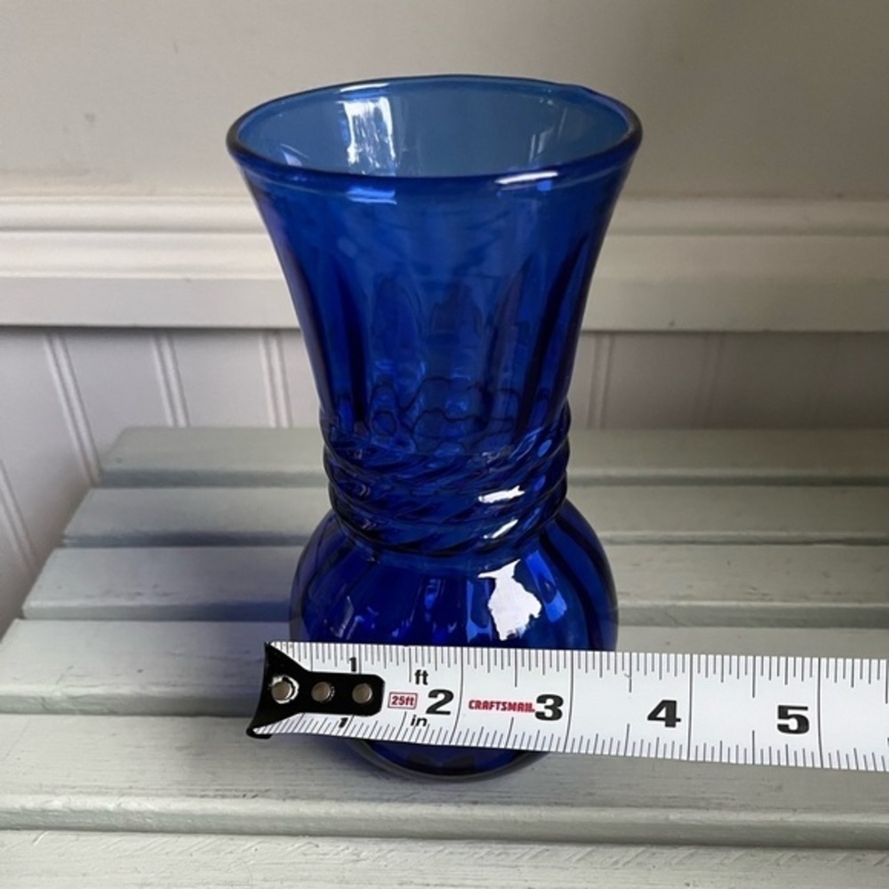 Vintage Cobalt Blue Anchor Hocking Ribbed Vase - Picture 6 of 8